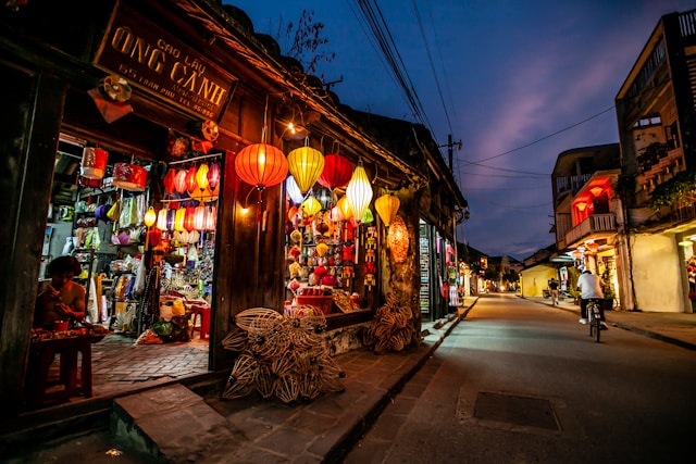 Lanterns glowing at dusk in Hoi An